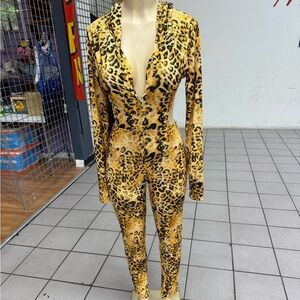 jumpsuit brown and black with hoodie